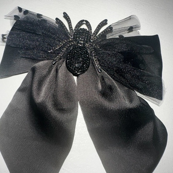 Accessories - Black Satin & Tulle Bow spider hair clips
